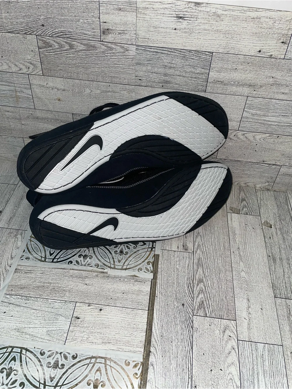 Nike men size